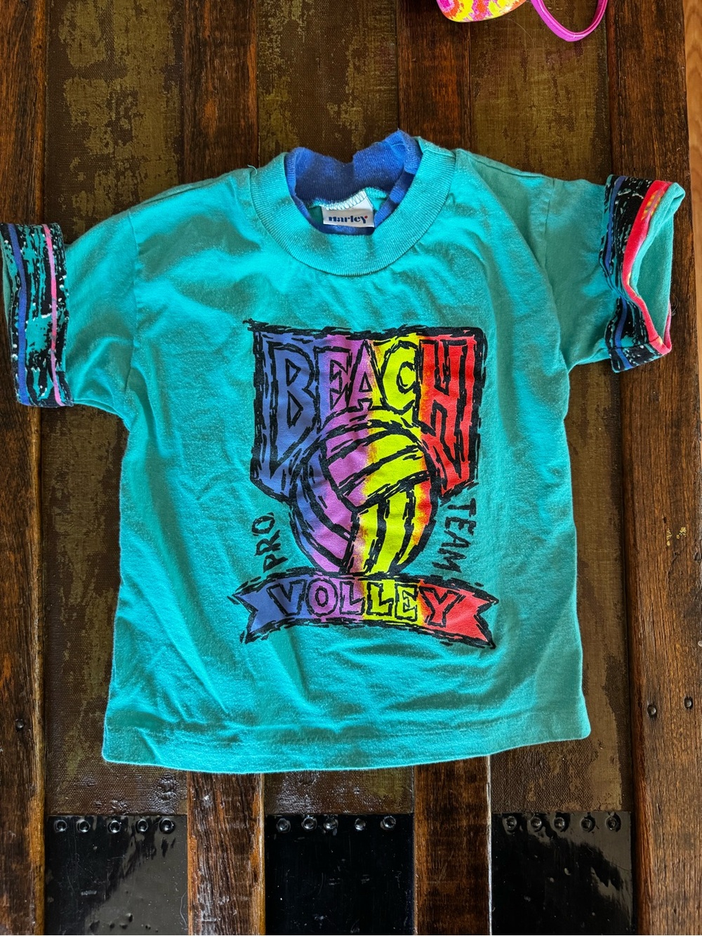 Vintage Turquoise Beach Volley Graphic Tee - Kids